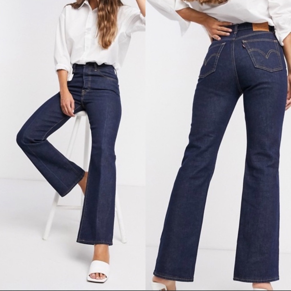 Levi’s Ribcage Bootcut Jeans
